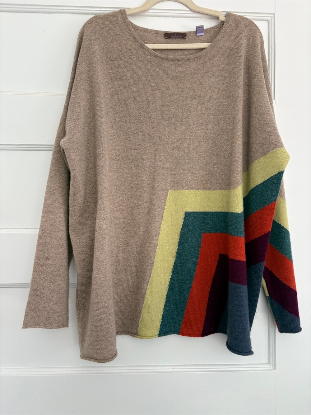 Women’s 100% Cashmere Sweater with Chevron design
